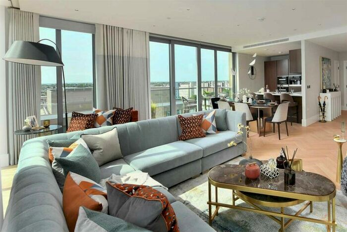 1 Bedroom Apartment To Rent In Kensington House, Palmer Road, SW11