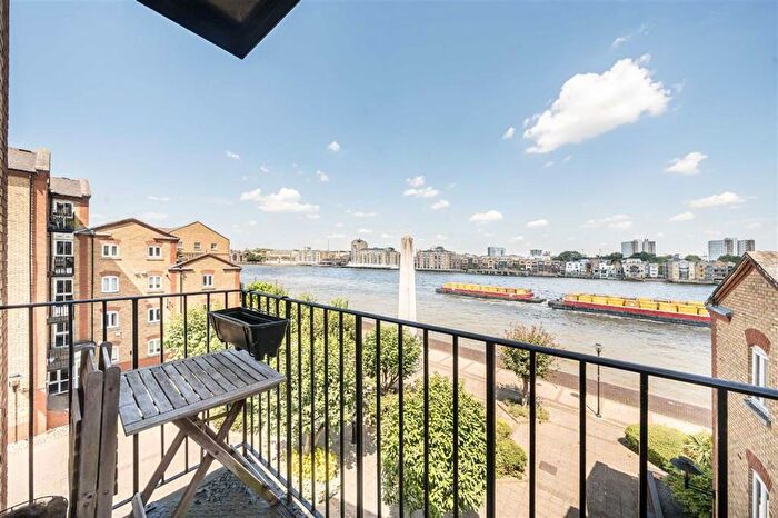2 Bedroom Flat To Rent In Rotherhithe Street, London, SE16