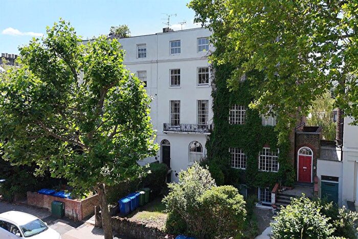 1 Bedroom Flat For Sale In Camberwell Grove, Camberwell, SE5