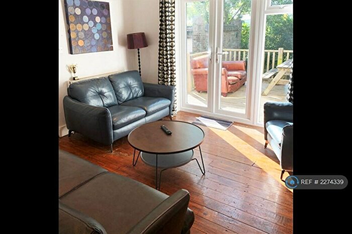 5 Bedroom Semi-Detached House To Rent In Bevendean Crescent, Brighton, BN2