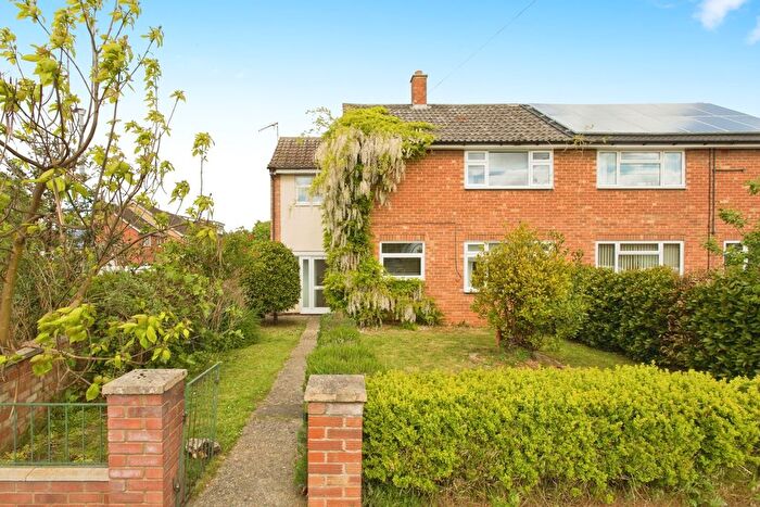 3 Bedroom Semi-Detached House For Sale In Macaulay Avenue, Great Shelford, Cambridge, Cambridgeshire, CB22