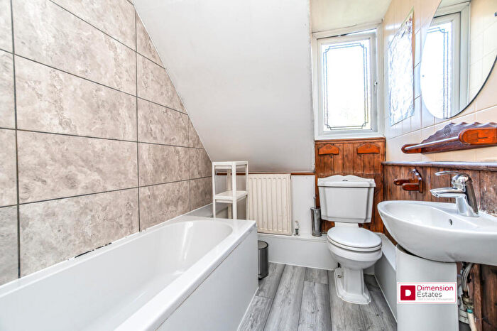 4 Bedroom Terraced House To Rent In Offa'S Mead, Lindisfarne Way, Hackney, E9