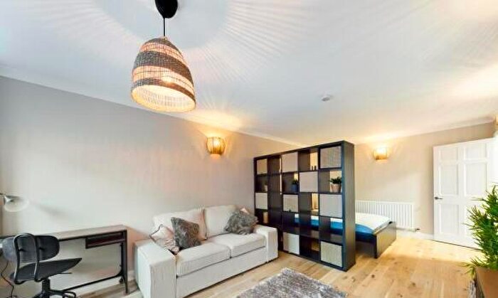 Studio To Rent In St. Pauls Square, Birmingham, B3