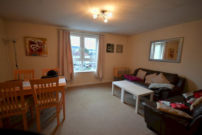 2 Bedroom Flat To Rent In Bethlehem Way, Edinburgh, EH7