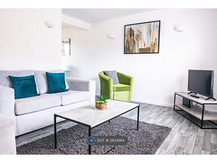 3 Bedroom Terraced House To Rent In Shepherds Road, Winchester, SO23