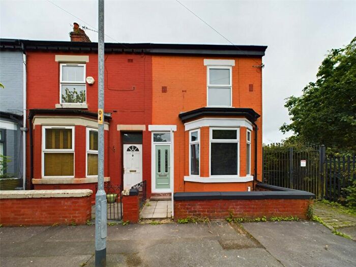 2 Bedroom End Of Terrace House To Rent In Griffin Grove, Levenshulme, Manchester, M19