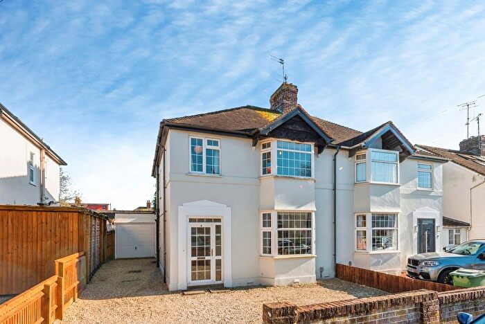 3 Bedroom Semi Detached House For Sale In Belvedere Road, Oxford, Oxfordshire, OX4