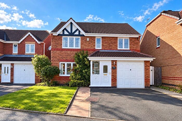 4 Bedroom Detached House For Sale In Kempsford Close, Baguley, Manchester, M23