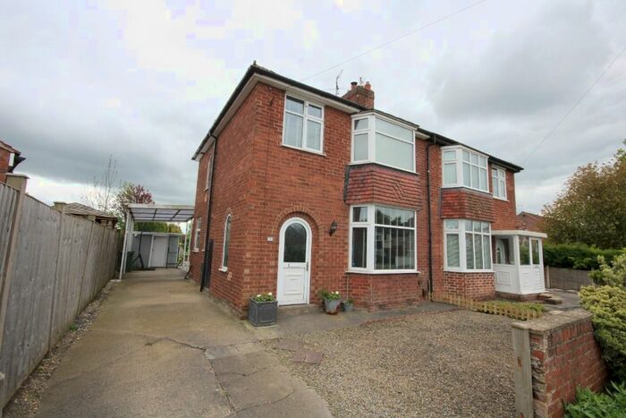 3 Bedroom Semi-Detached House To Rent In Osbaldwick Lane, York, YO10