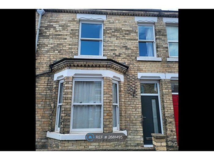 6 Bedroom Terraced House To Rent In Harcourt Street, York, YO31