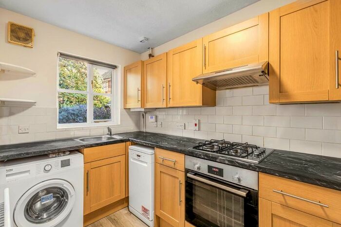 2 Bedroom Property To Rent In Pearce Close, Mitcham, CR4