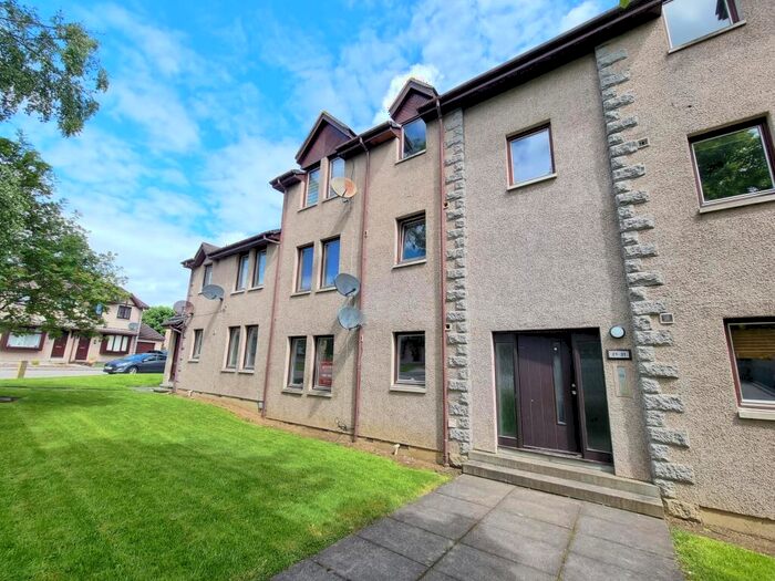 2 Bedroom Flat For Sale In Esslemont Drive, Inverurie, Aberdeenshire, AB51