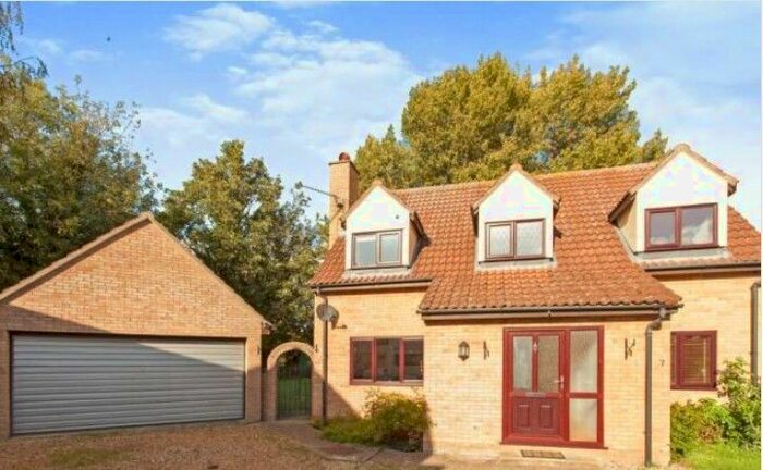 4 Bedroom Property To Rent In Hythe Close, Burwell, Cambridge, CB25