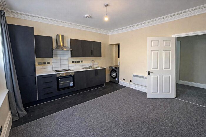 2 Bedroom Maisonette To Rent In Whiteladies Road, Clifton, Bristol, BS8