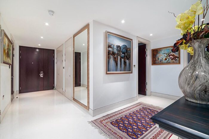 2 Bedroom Flat To Rent In Knightsbridge, London, SW7