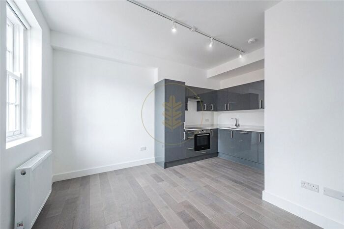 1 Bedroom Flat To Rent In Loveridge Mews, London, NW6