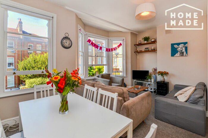 3 Bedroom Maisonette To Rent In Kendoa Road, London, SW4