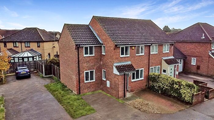 3 Bedroom Semi-Detached House To Rent In Langdale Drive, Highwoods, Colchester, CO4