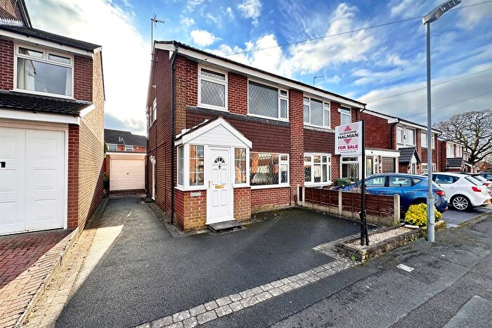 3 Bedroom Semi Detached House For Sale In Fielding Avenue, Poynton, SK12
