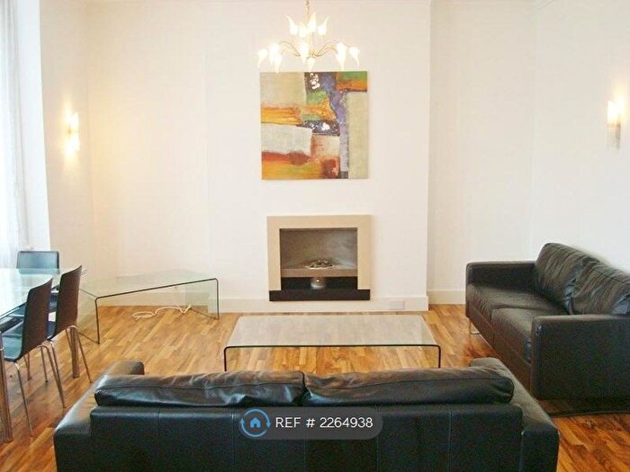 2 Bedroom Flat To Rent In Mount Nod Road, Streatham Hill, SW2