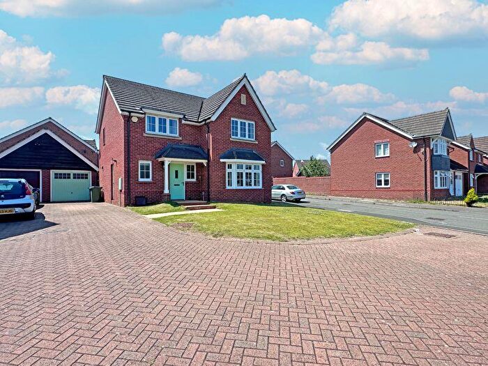 4 Bedroom Detached House For Sale In Upper Church Lane, Tipton, DY4