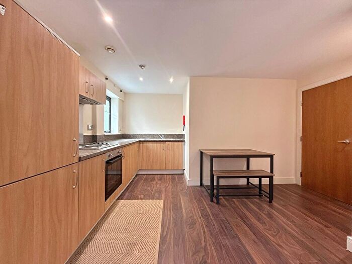 2 Bedroom Flat To Rent In Arena View, Clements Street, B1