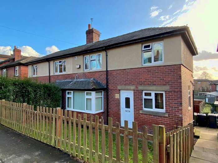 Houses for sale & to rent in WF15 6HD, Firthcliffe Walk, Liversedge And