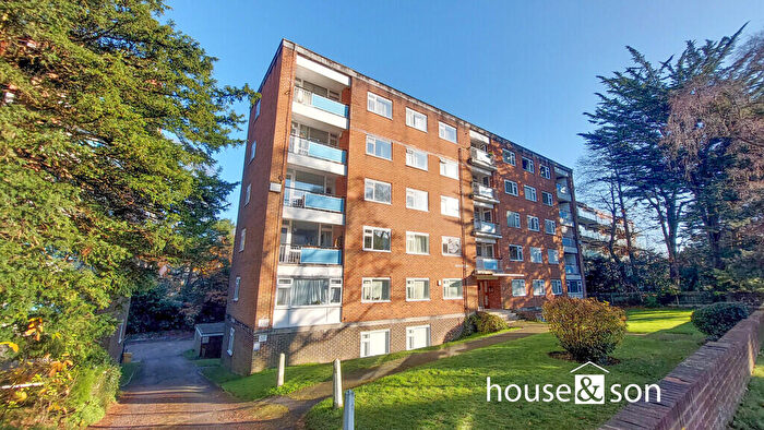 2 Bedroom Apartment For Sale In Exceptional Value Balcony Apartment, Surrey Road, Westbourne, BH4
