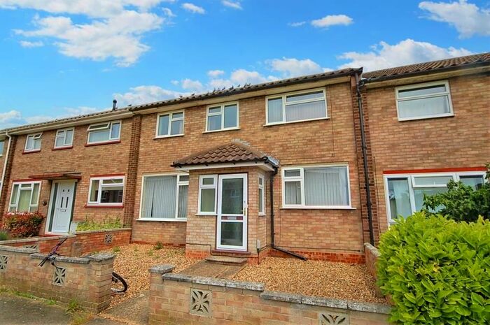 4 Bedroom Property To Rent In Geranium Walk, Colchester, CO4