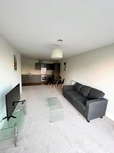 2 Bedroom Flat To Rent In Bridgewater Point, Worrall Street, Salford, Greater Manchester, M5