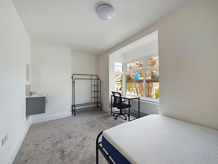 Studio To Rent In Wenban Road, Worthing, BN11