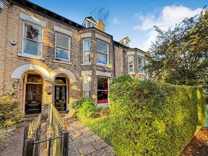 5 Bedroom Terraced House For Sale In Victoria Avenue, Hull, Hull, East Riding Of Yorkshire, HU5