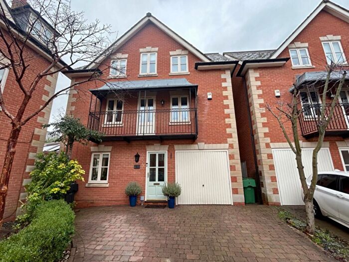 3 Bedroom Detached House To Rent In Chancery Mews, Bromsgrove, Worcestershire, B60