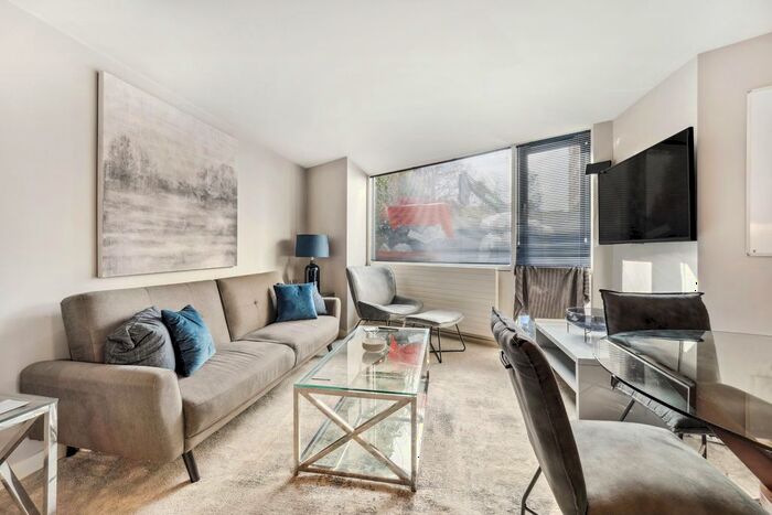 1 Bedroom Flat To Rent In Cluny Mews, Earls Court, SW5