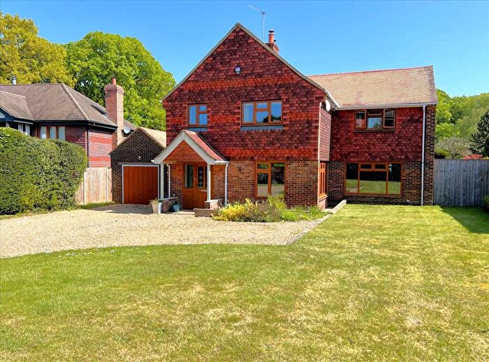 4 Bedroom Detached House For Sale In The Birches, Mannings Heath, Horsham, RH13