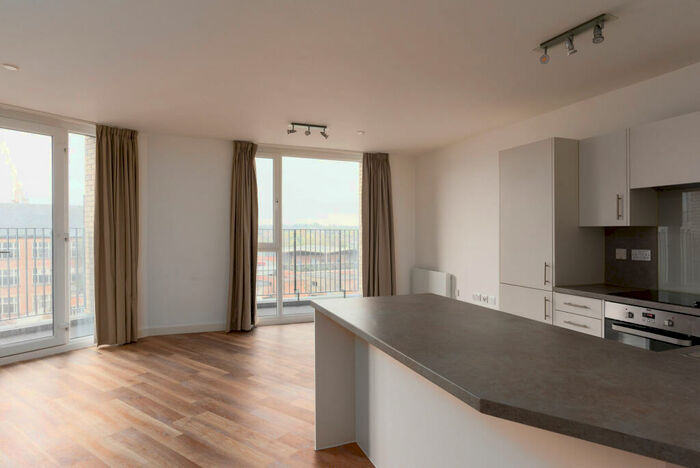 2 Bedroom Flat To Rent In The Wullcomb, Highcross Street, Leicester, LE1