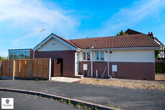 1 Bedroom Bungalow For Sale In Alexandra Road, Harworth And Bircotes, Doncaster, South Yorkshire, DN11