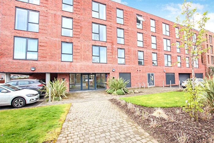 1 Bedroom Flat To Rent In Trafford Street, Chester, Cheshire, CH1