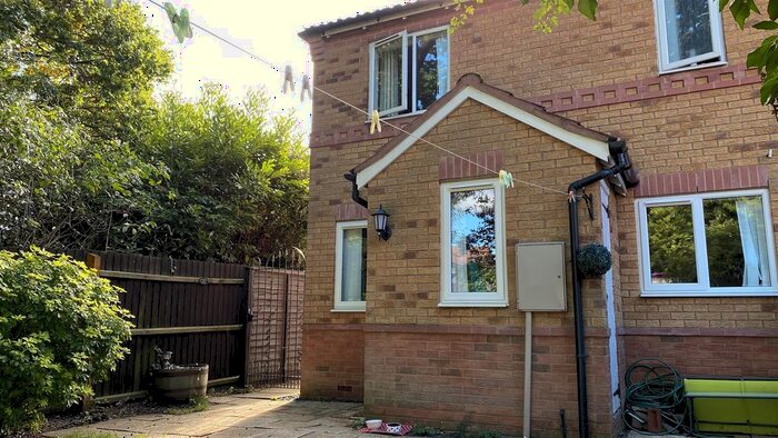 1 Bedroom Semi-Detached House To Rent In Dengate Drive, Balsall Common, Coventry, CV7