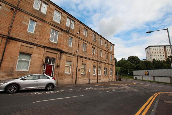 3 Bedroom Flat To Rent In East Bridge Street, Falkirk, FK1