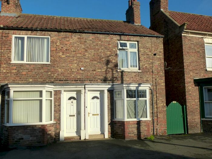 2 Bedroom End Of Terrace House To Rent In Conroy Close, Long Street, Easingwold, York YO61
