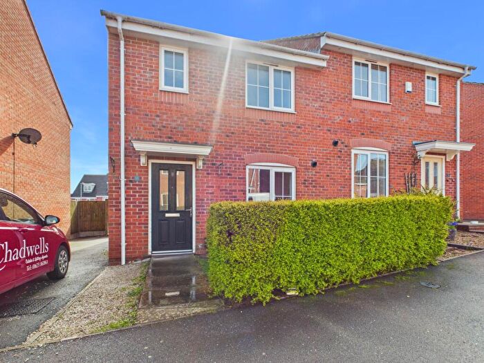 3 Bedroom Semi Detached House For Sale In Palace Gardens, Clipstone Village, Mansfield, NG21