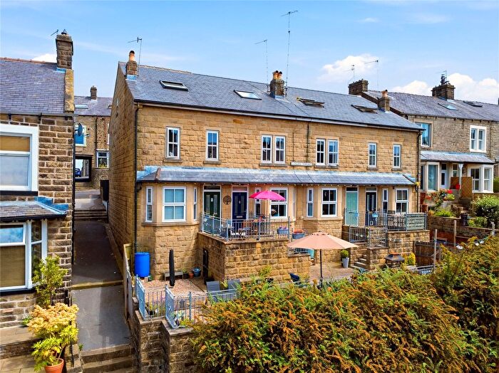 4 Bedroom Terraced House For Sale In Manchester Road, Barnoldswick, Lancashire, BB18