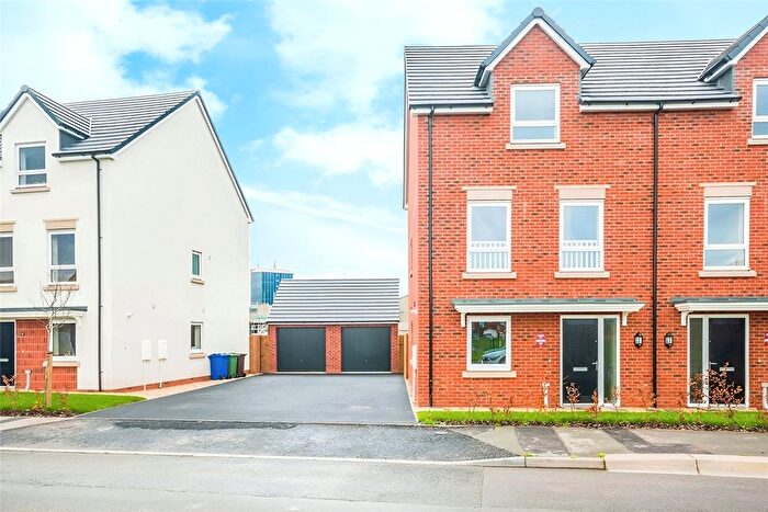 4 Bedroom Semi-Detached House To Rent In Lakeside Boulevard, Cannock, Staffordshire, WS11