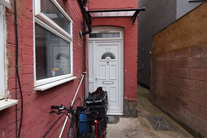 Terraced House For Sale In Luton, LU4