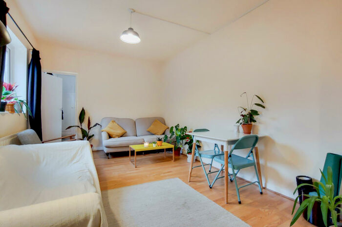 1 Bedroom Flat To Rent In Brockley Road, Brockley, London, SE4