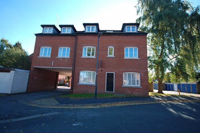 1 Bedroom Flat To Rent In Whites Row, Kenilworth, CV8