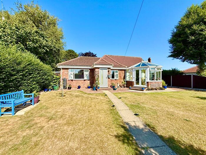 3 Bedroom Detached Bungalow For Sale In Blacksmiths Lane, Happisburgh, NR12