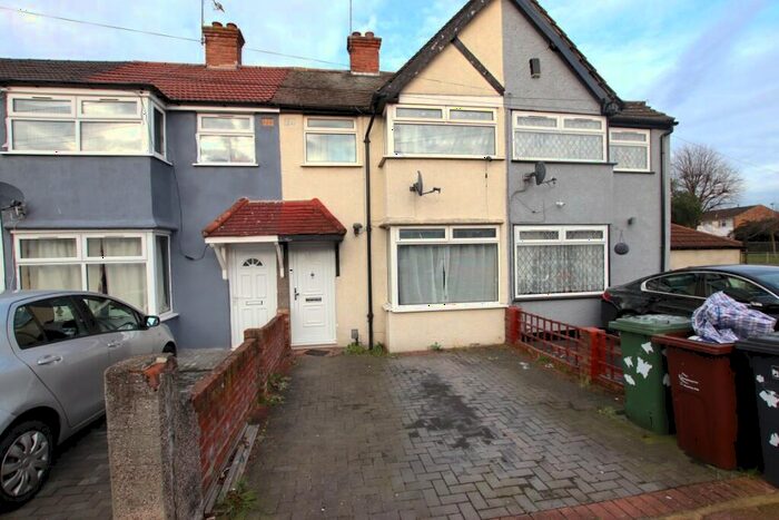 3 Bedroom Terraced House To Rent In School Road, Dagenham, London, RM10