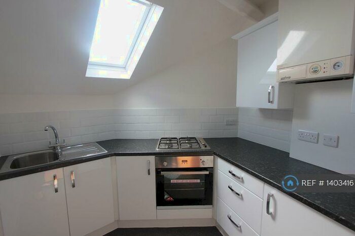 2 Bedroom Flat To Rent In Crown House, Denbigh, LL16